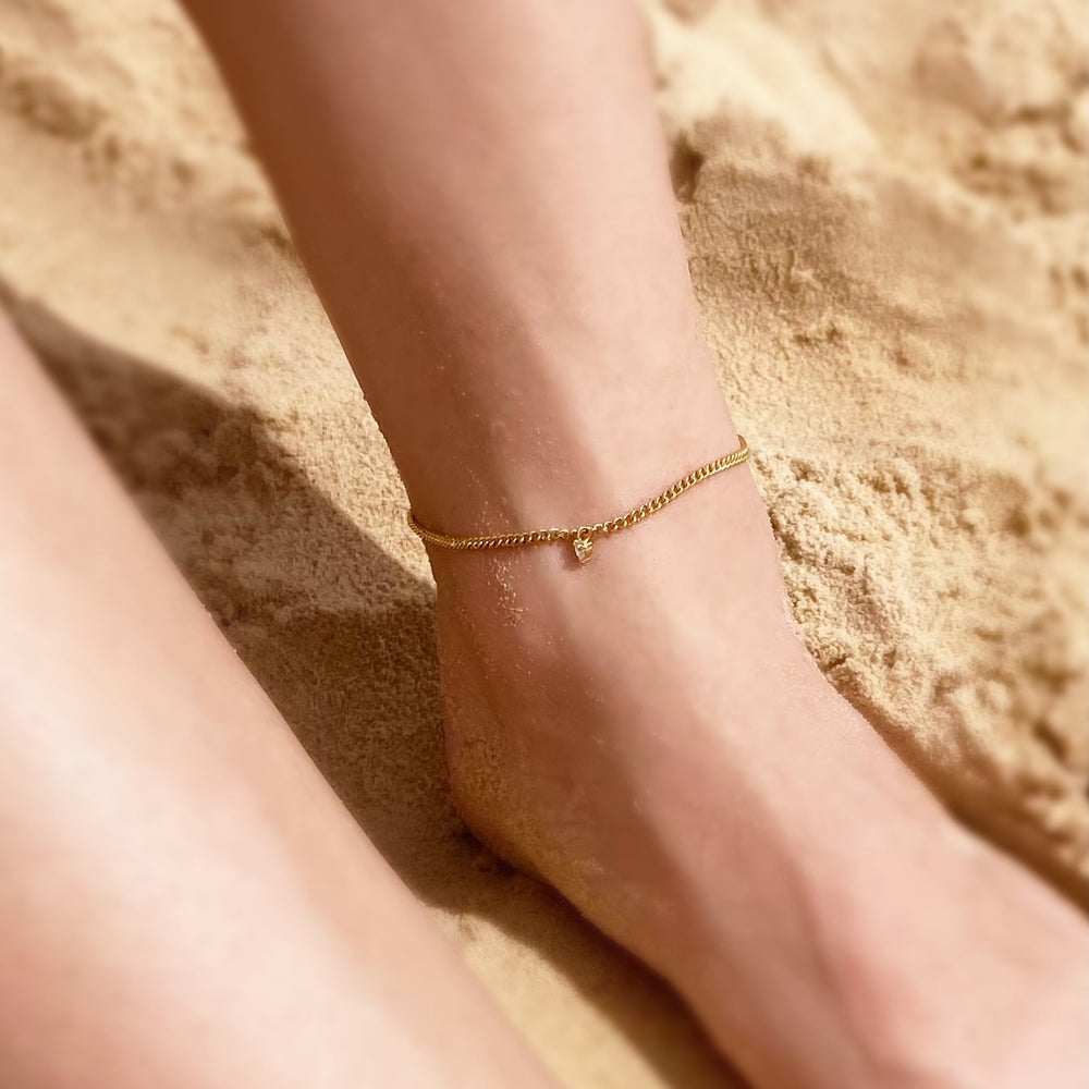 
                      
                        Dainty Heart Anklet
                      
                    