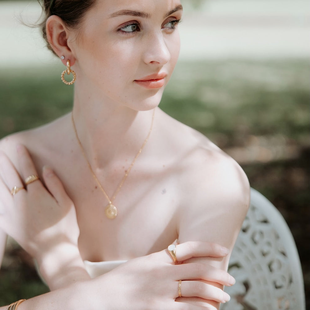 
                      
                        Star Disk Pendant Necklace
                      
                    