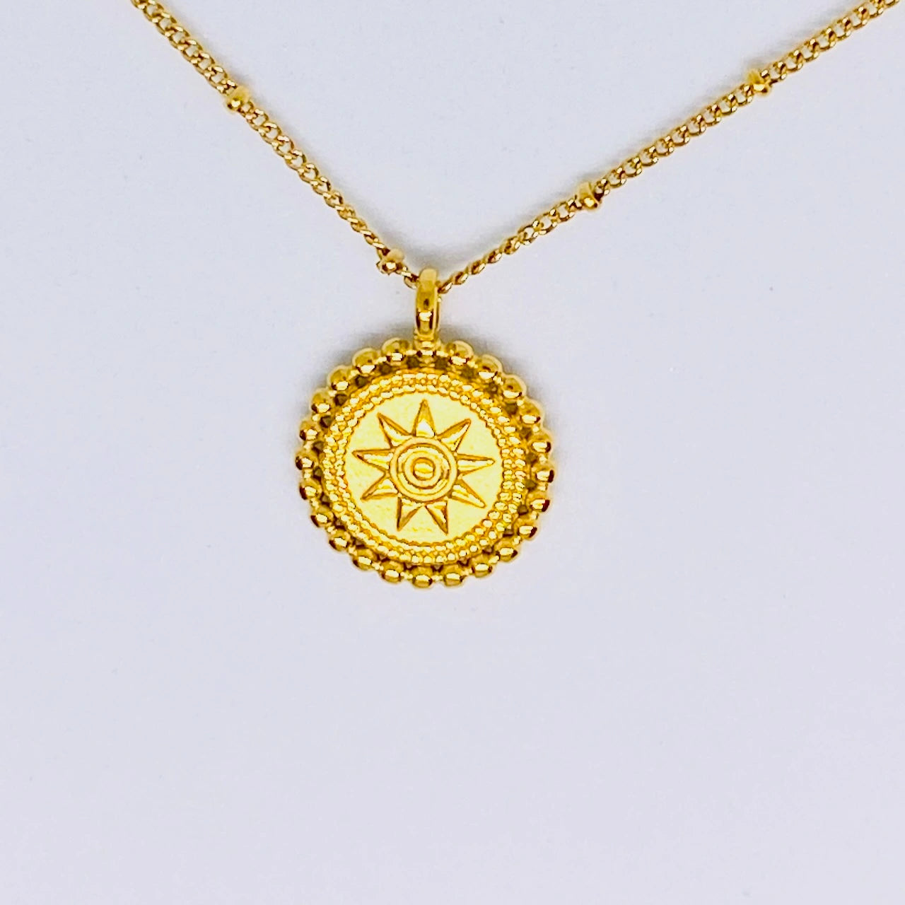 Star Disk Pendant Necklace